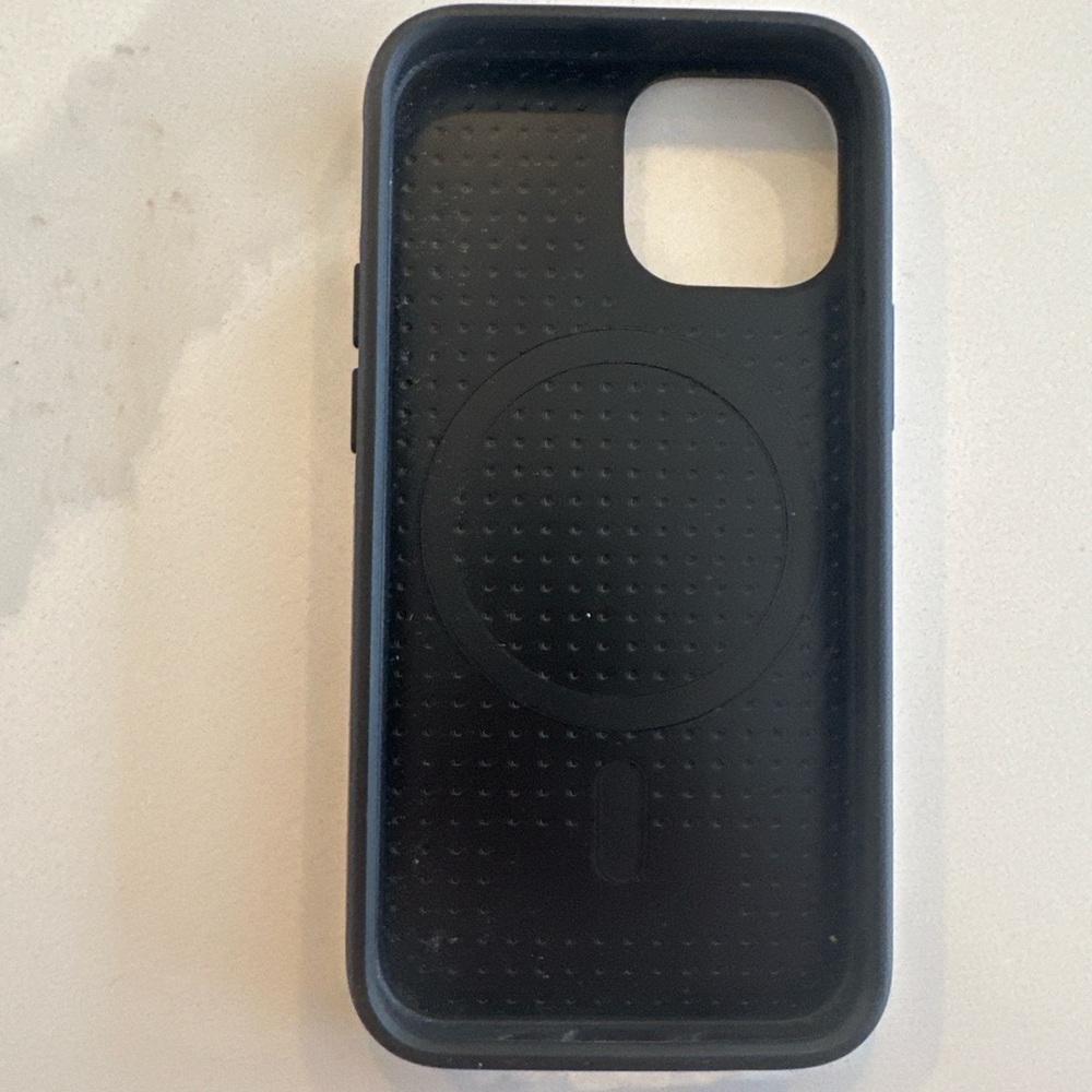 Apple Screen Protector with Installation Kit - Picture 4 of 16